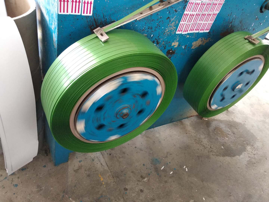 16mm Width PET Polyester Strapping 20kg Plastic Green PET Strap 0.5mm Thickness
